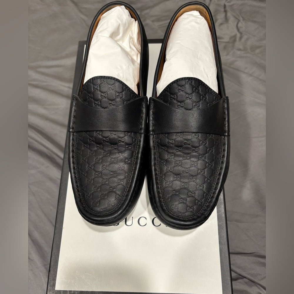 Gucci Black Leather Loafers Monogram